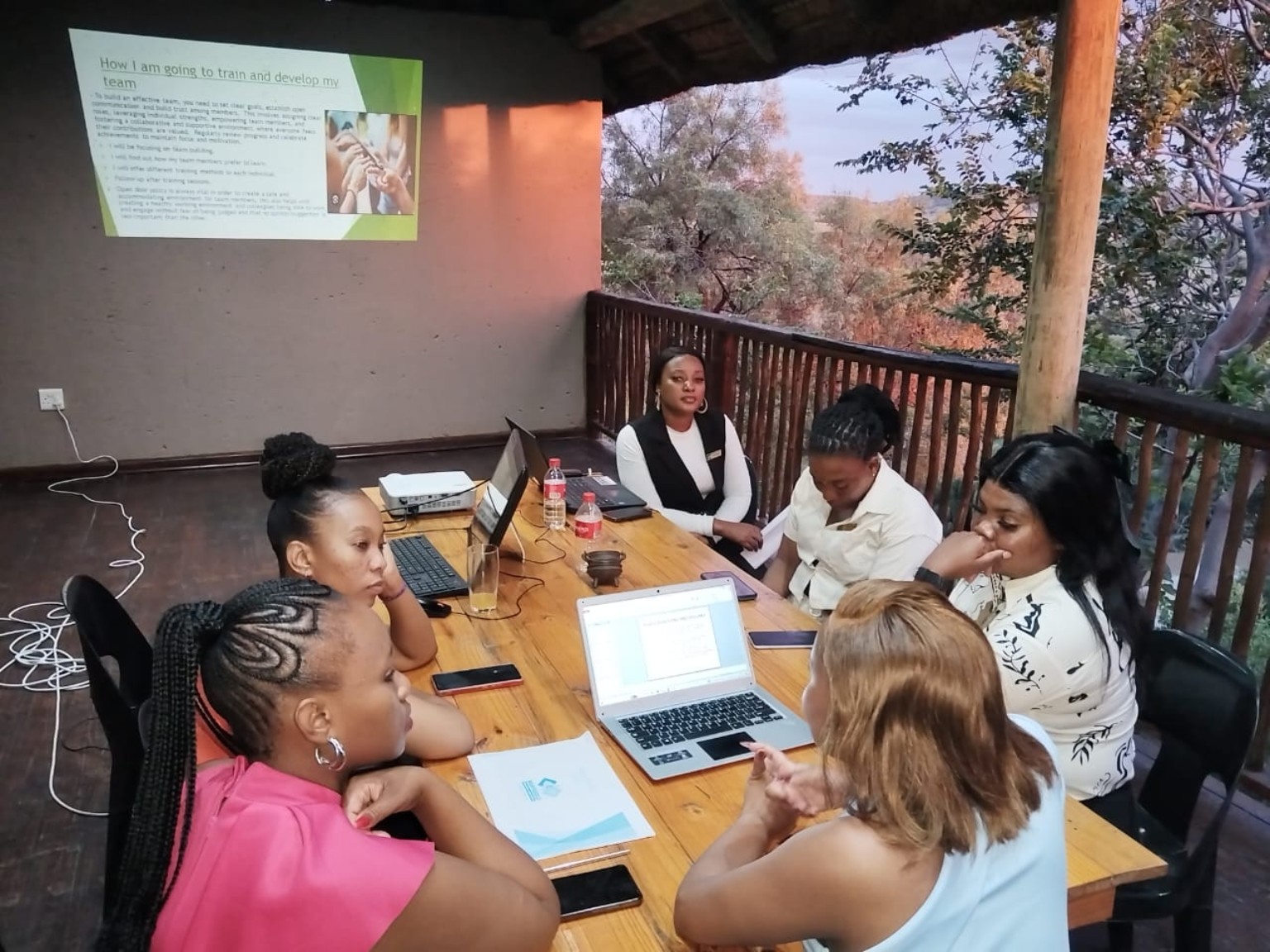 Manyabolo team workshop, photograph 4